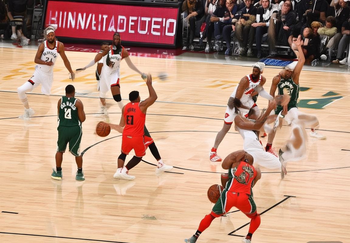 2019年NBA东部决赛：雄鹿VS猛龙巅峰对决全程回顾(图4)